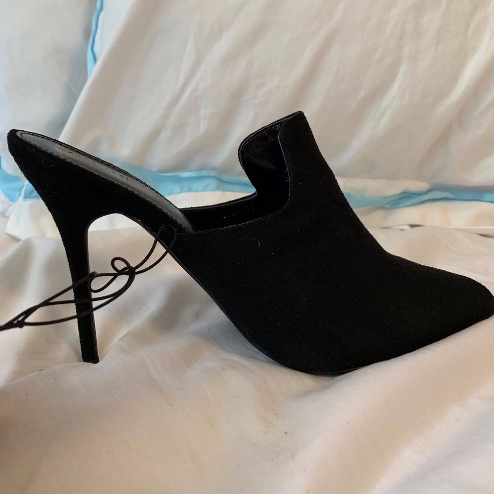 NWT Black Heels